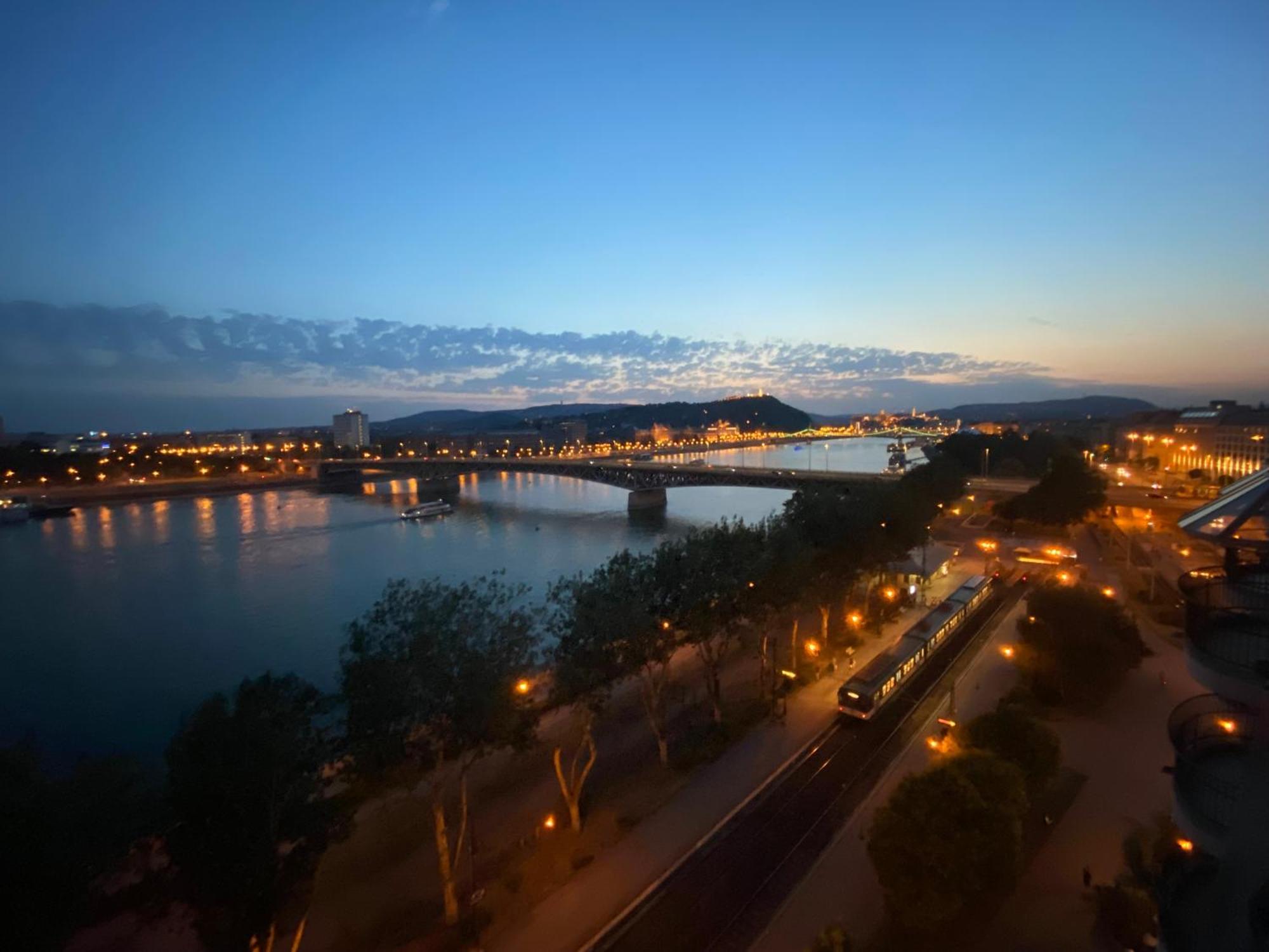 Danube Paradise Budapest Esterno foto